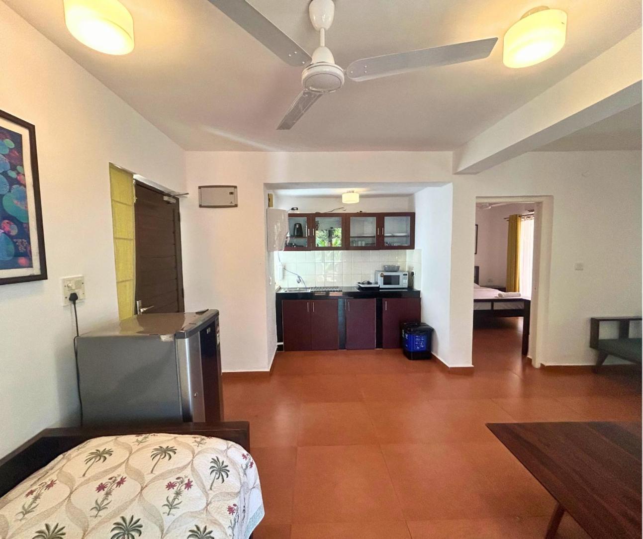 Jungle Hut-Annabelle'S Beach Apartments At Bernard Simao,Calangute,Goa Кандолим Екстериор снимка