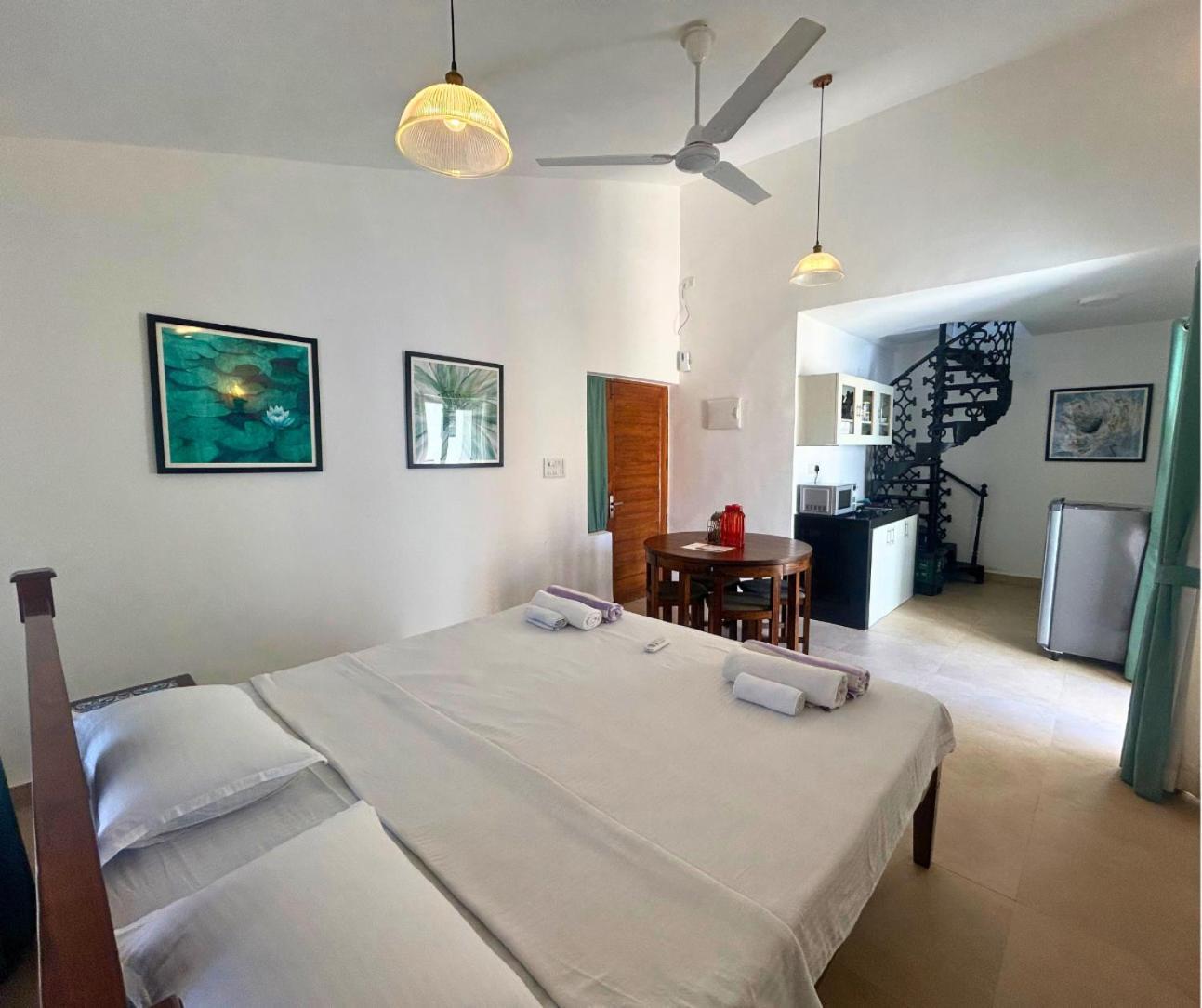 Jungle Hut-Annabelle'S Beach Apartments At Bernard Simao,Calangute,Goa Кандолим Екстериор снимка