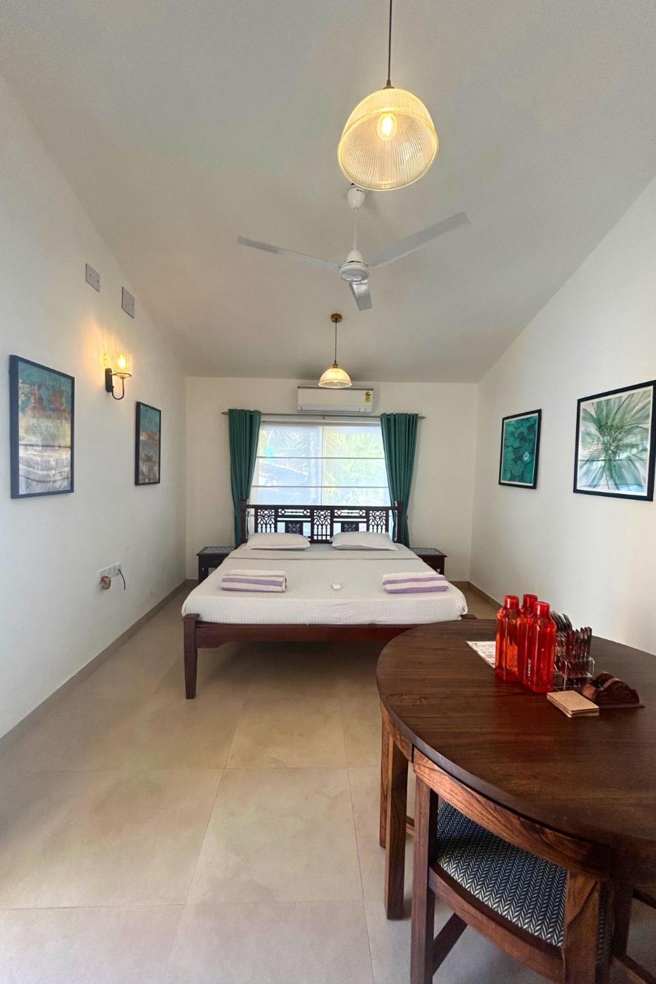 Jungle Hut-Annabelle'S Beach Apartments At Bernard Simao,Calangute,Goa Кандолим Екстериор снимка